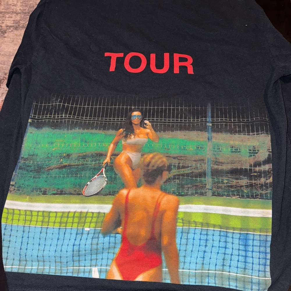 Kim Kardashian Kanye West Saint Pablo Official Tour Shirt Long Sleeve Size L